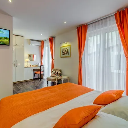 Апартаменти Room&studio Just Enjoy