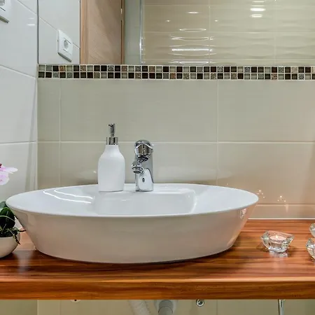 Room&studio Just Enjoy Апартаменти Спліт