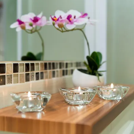 Room&studio Just Enjoy *