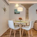 Room&studio Just Enjoy Apartment Split