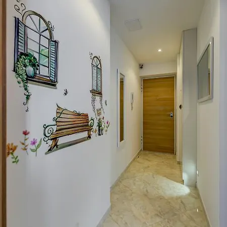 Room&studio Just Enjoy * ספליט