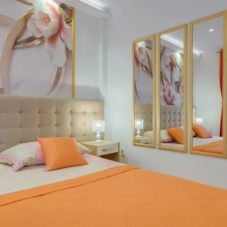 Room&studio Just Enjoy Апартаменты Сплит