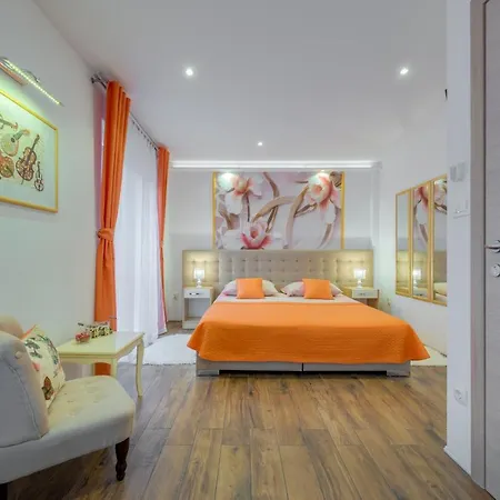 Room&studio Just Enjoy Апартаменты