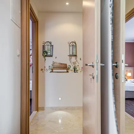 Апартаменты Room&studio Just Enjoy *